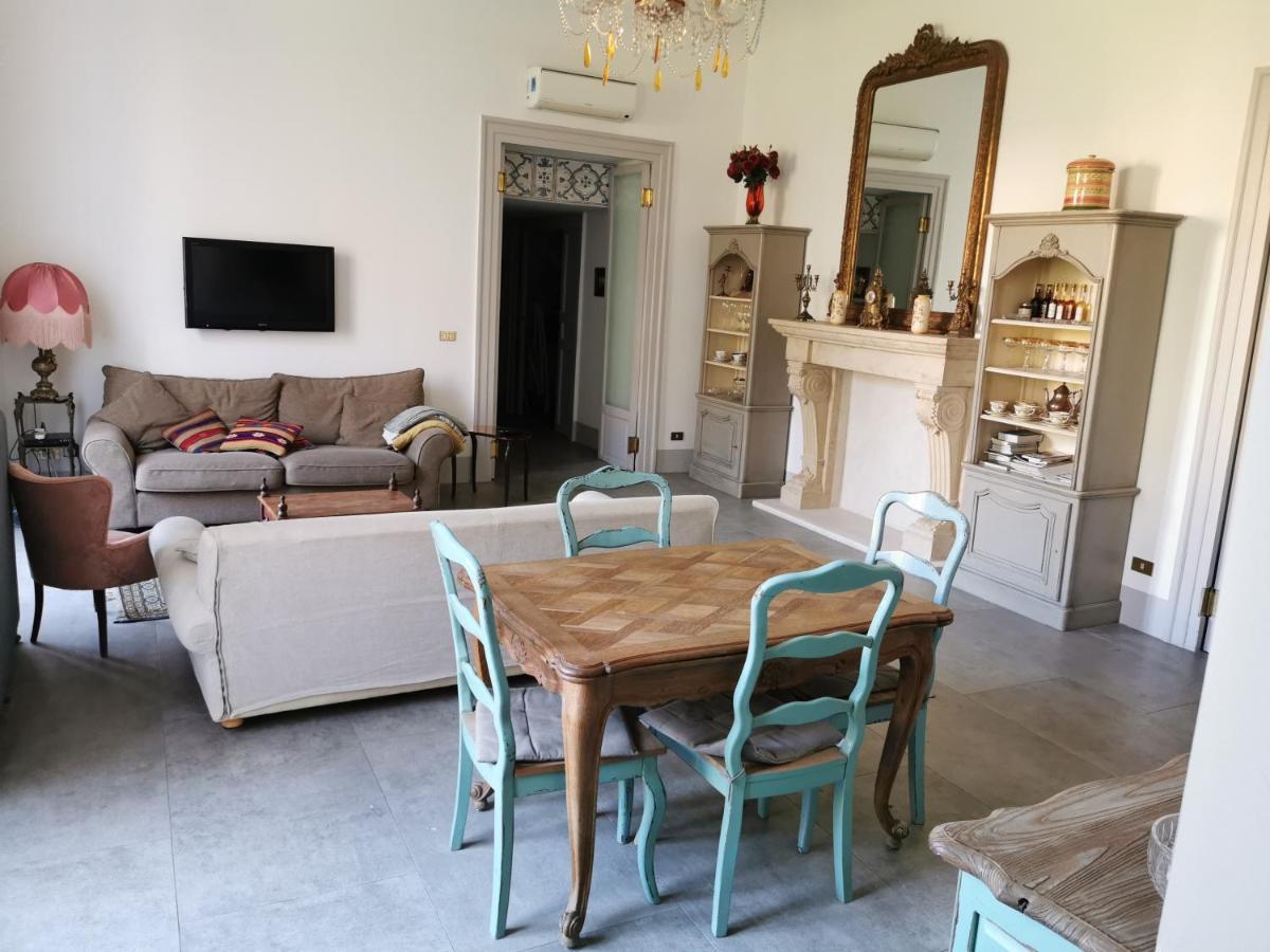 Piazza Marina Chic Lägenhet Palermo Exteriör bild